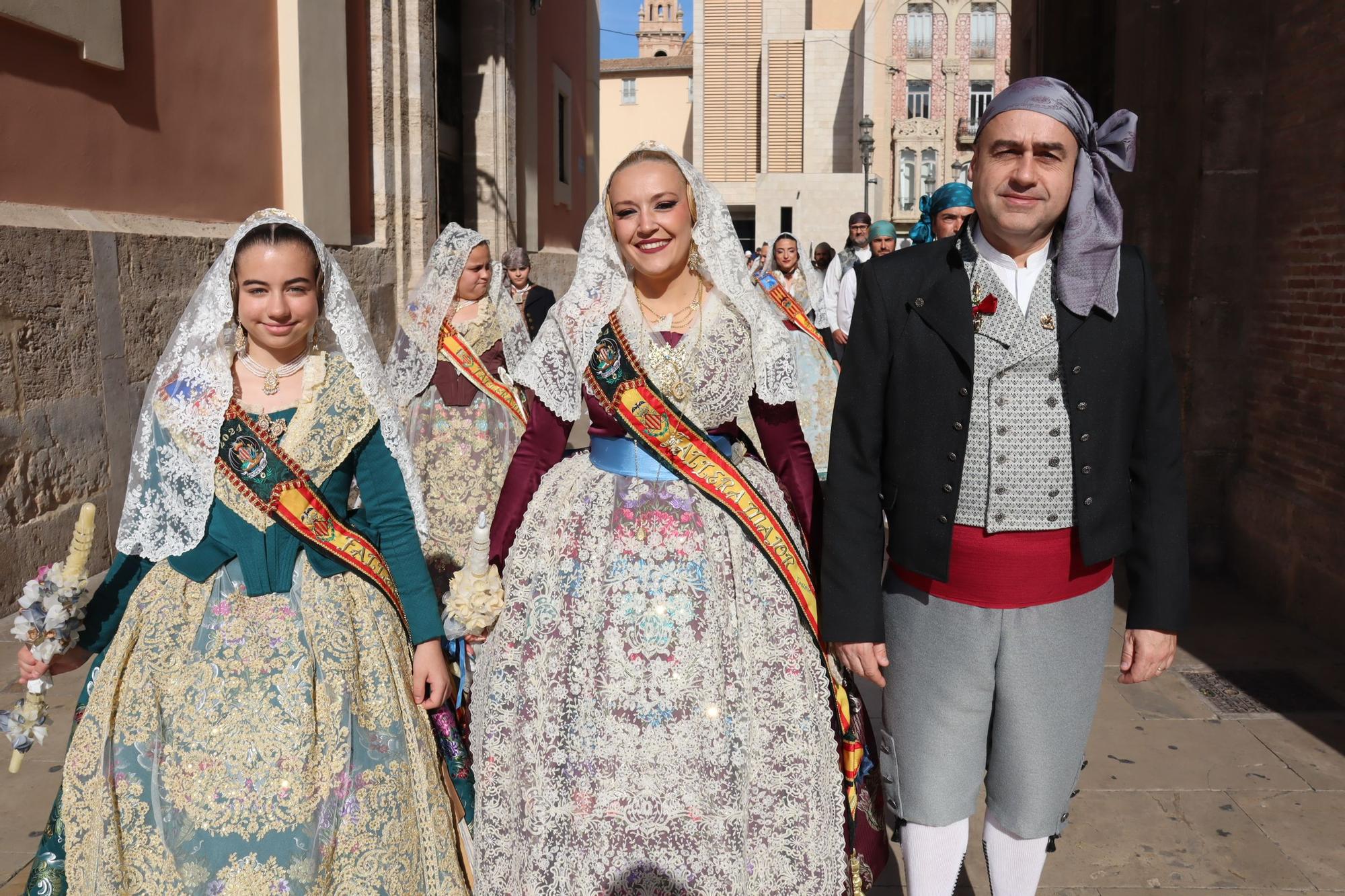 Las comisiones de falla en la Procesión de la Virgen (4/5)