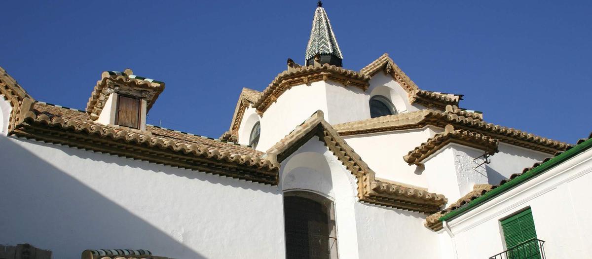 Exterior de la iglesia de la Asunción.