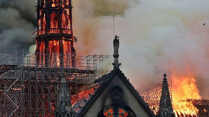 El foc va devorar la catedral de Notre -Dame el 15 d&#039;abril de 2019.