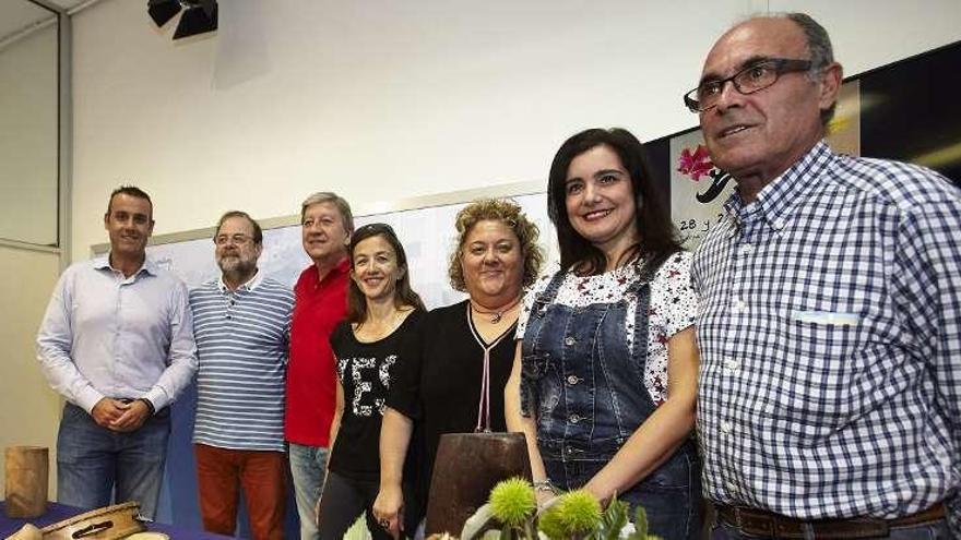 Los organizadores de la Seronda, con la edil Yolanda Alonso (segunda por la derecha).