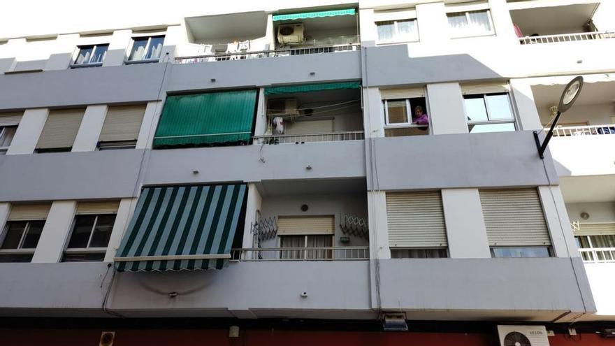 Un bebé de 15 meses se precipita desde el balcón de un tercer piso en Valencia