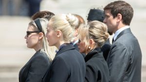 14 June 2023, Italy, Milan: Berlusconis partner Marta Frascina, and his chldreen Luigi Berlusconi, Eleonora Berlusconi and Marina Berlusconi arrive at the Duomo cathedral ahead of  the state funeral of former Italian prime minister Silvio Berlusconi. Pho