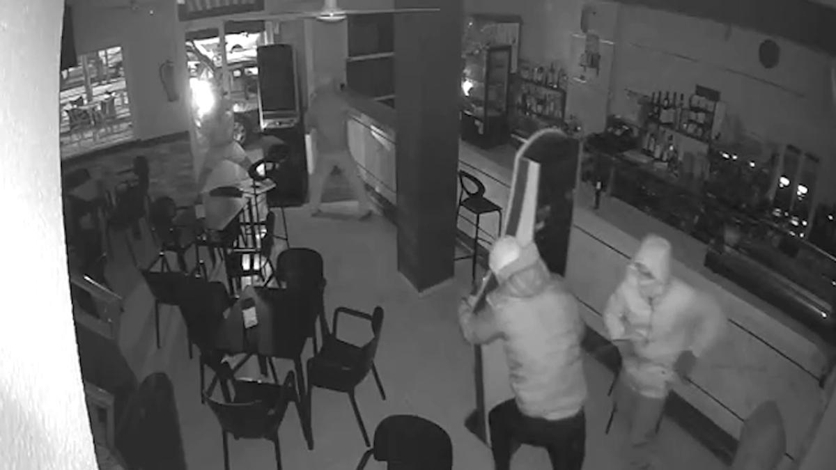 Detenidas seis personas por una treintena de robos en gasolineras, comercios y viviendas en las provincias de Valencia y Alicante