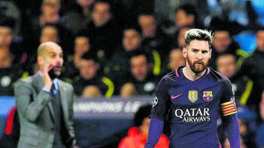 Guardiola y Messi, en un City-Barça en Manchester en 2016. | Reuters