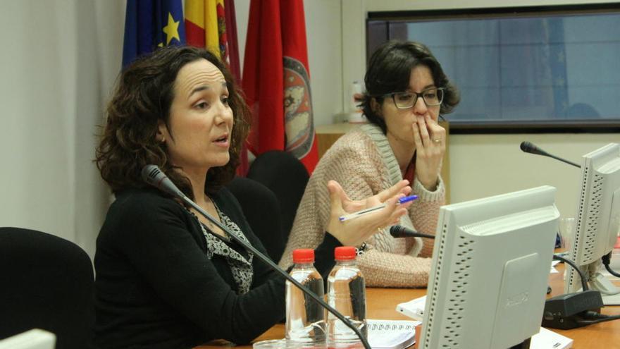 María del Mar Grandío durante la presentación de su libro.