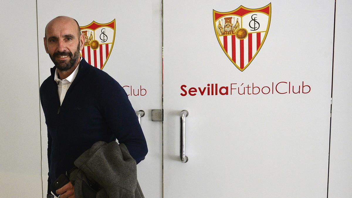 Monchi, en el estadio Sánchez Pizjuán