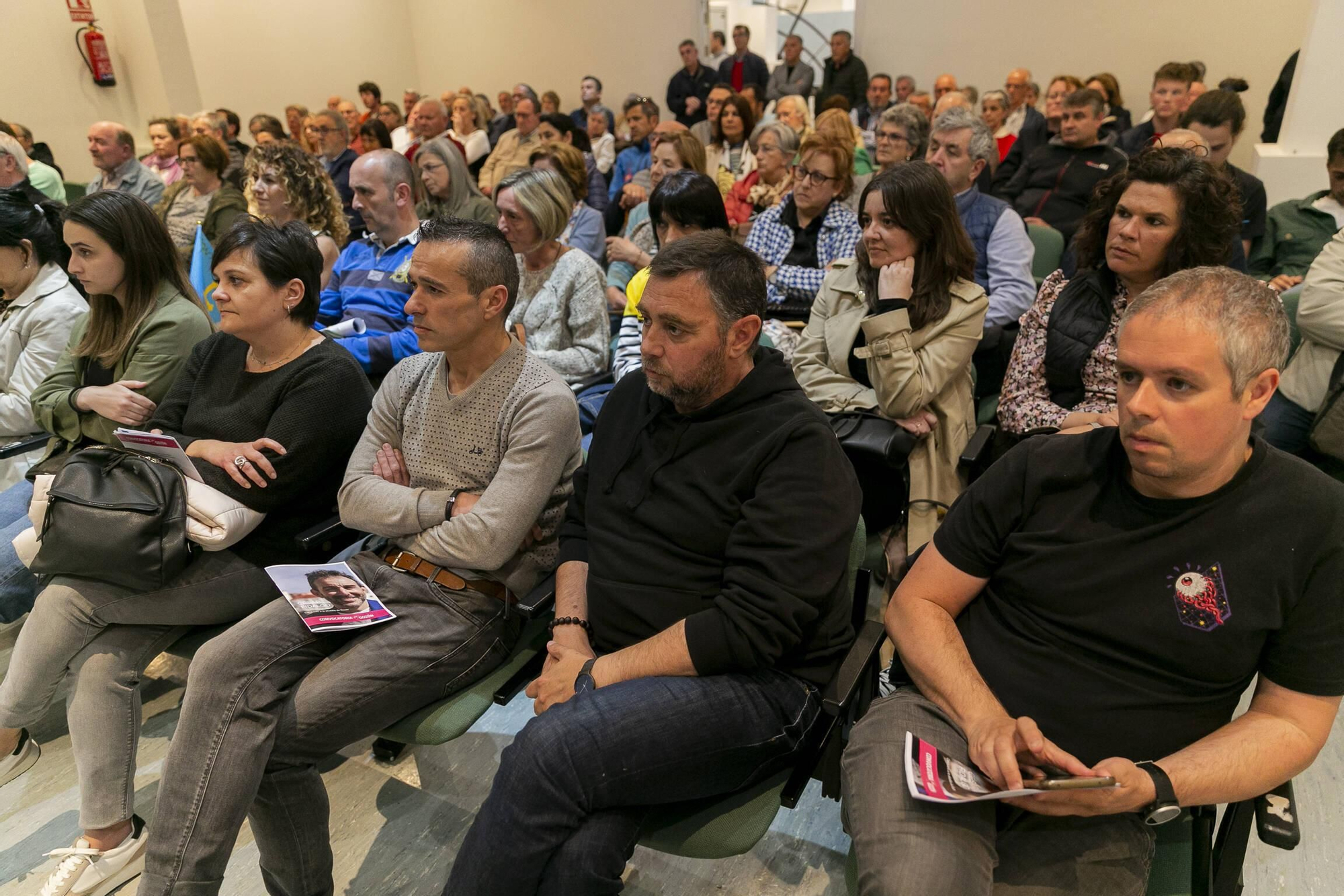 EN IMÁGENES: así fue el debate electoral organizado por LA NUEVA ESPAÑA en Gozón