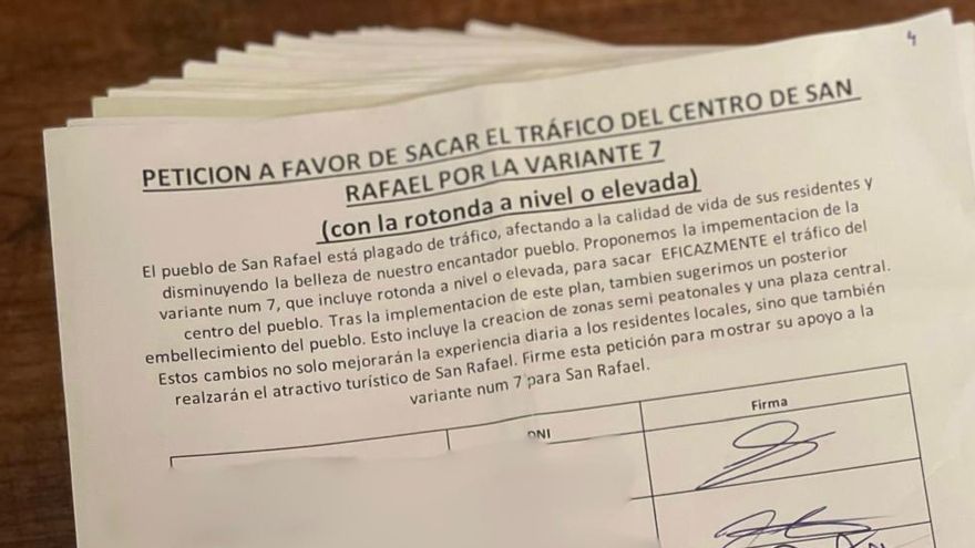 Vecinos de Sant Rafel presentan 1.500 firmas a favor de la variante