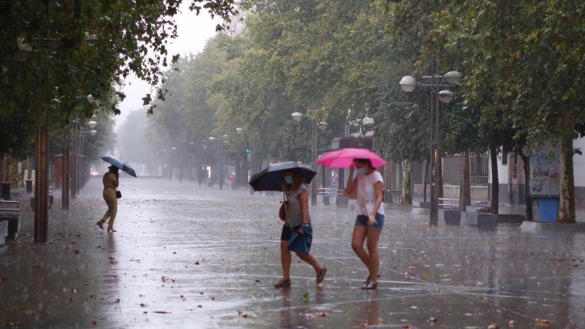 Imagen de archivo de un día de lluvia en Córdoba.