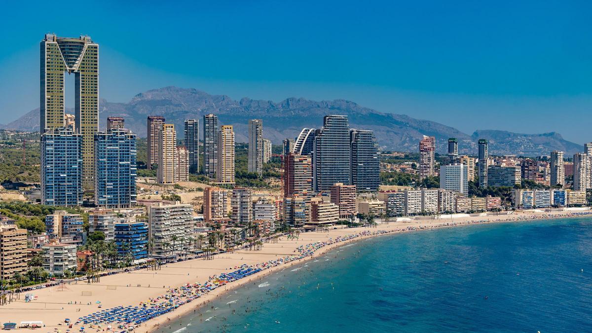 Benidorm se consolida como referente en eficiencia hídrica, muy por encima de la media nacional, gracias a una estrategia sostenida de modernización y optimización del ciclo integral del agua.