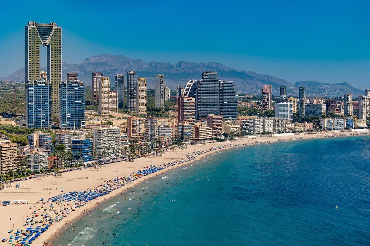 Benidorm se consolida como referente en eficiencia hídrica, muy por encima de la media nacional, gracias a una estrategia sostenida de modernización y optimización del ciclo integral del agua.