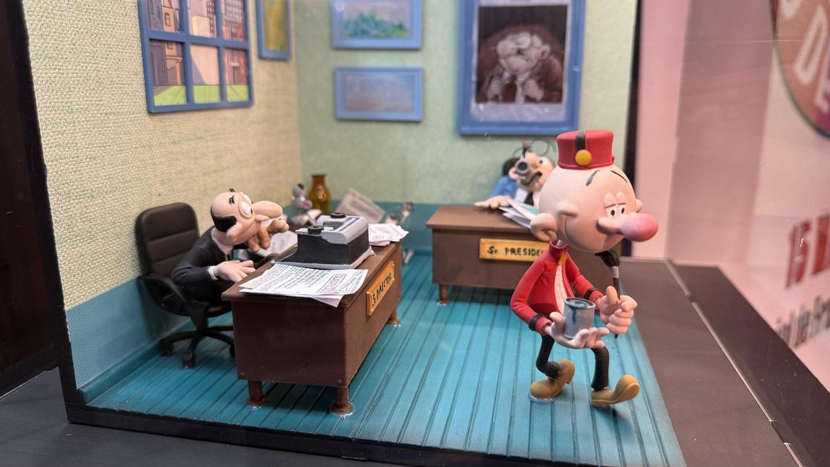 Barcelona homenajea a Francisco Ibáñez con un circuito urbano de dioramas dedicados a sus personajes