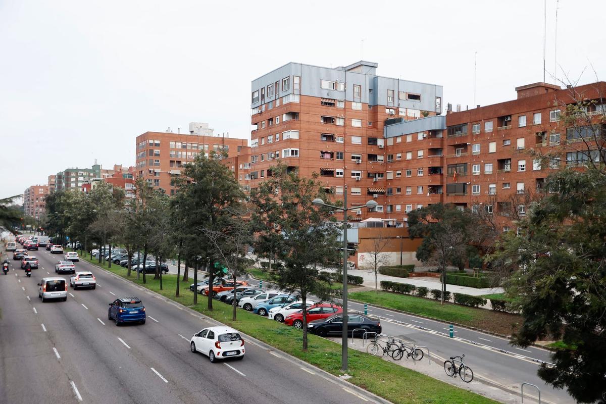 La avenida del Cid tiene casi seis mil vecinos