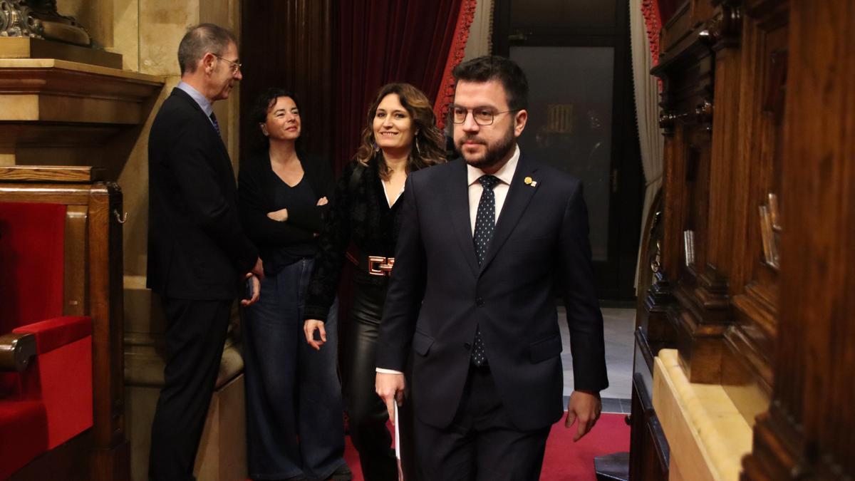 El 'president' de la Generalitat, Pere Aragonès, entrando en el pleno del Parlament