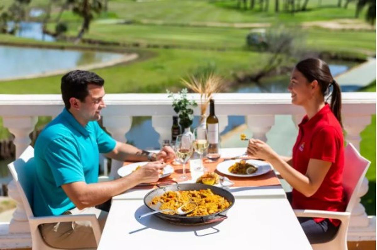 Oliva Nova Beach &amp; Golf Resort, un espacio para disfrutar de la gastronomía.