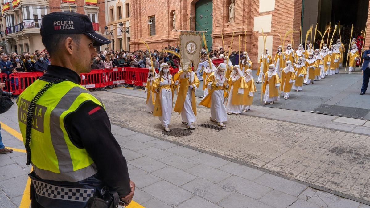 La Policía Local, durante las procesiones de la Semana Santa de Cartagena.