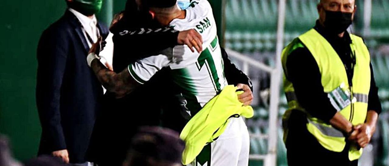 Josan dedica su gol contra el Valencia al capitán Nino.