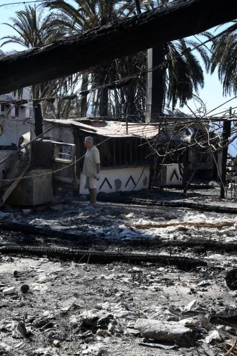 18/03/2019 FATAGA. SAN BARTOLOME DE TIRAJANA.  Incendio en Fataga, en la Finca Rural, Molino de Agua. Fotografa: YAIZA SOCORRO.  | 18/03/2019 | Fotógrafo: Yaiza Socorro