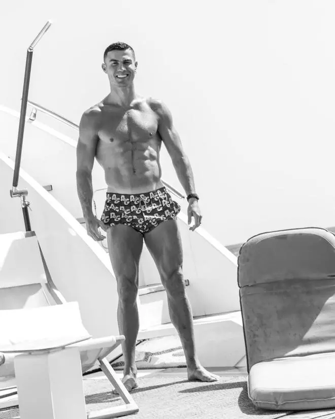 Cristiano Ronaldo luce cuerpazo en Mallorca