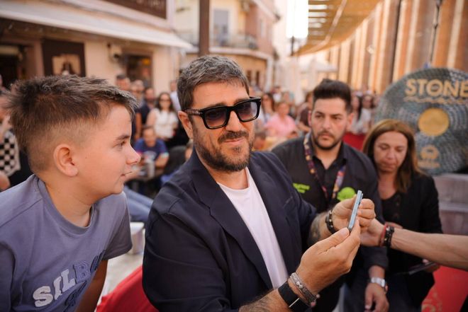 Antonio Orozco, nueva estrella en el paseo de la fama de Mérida