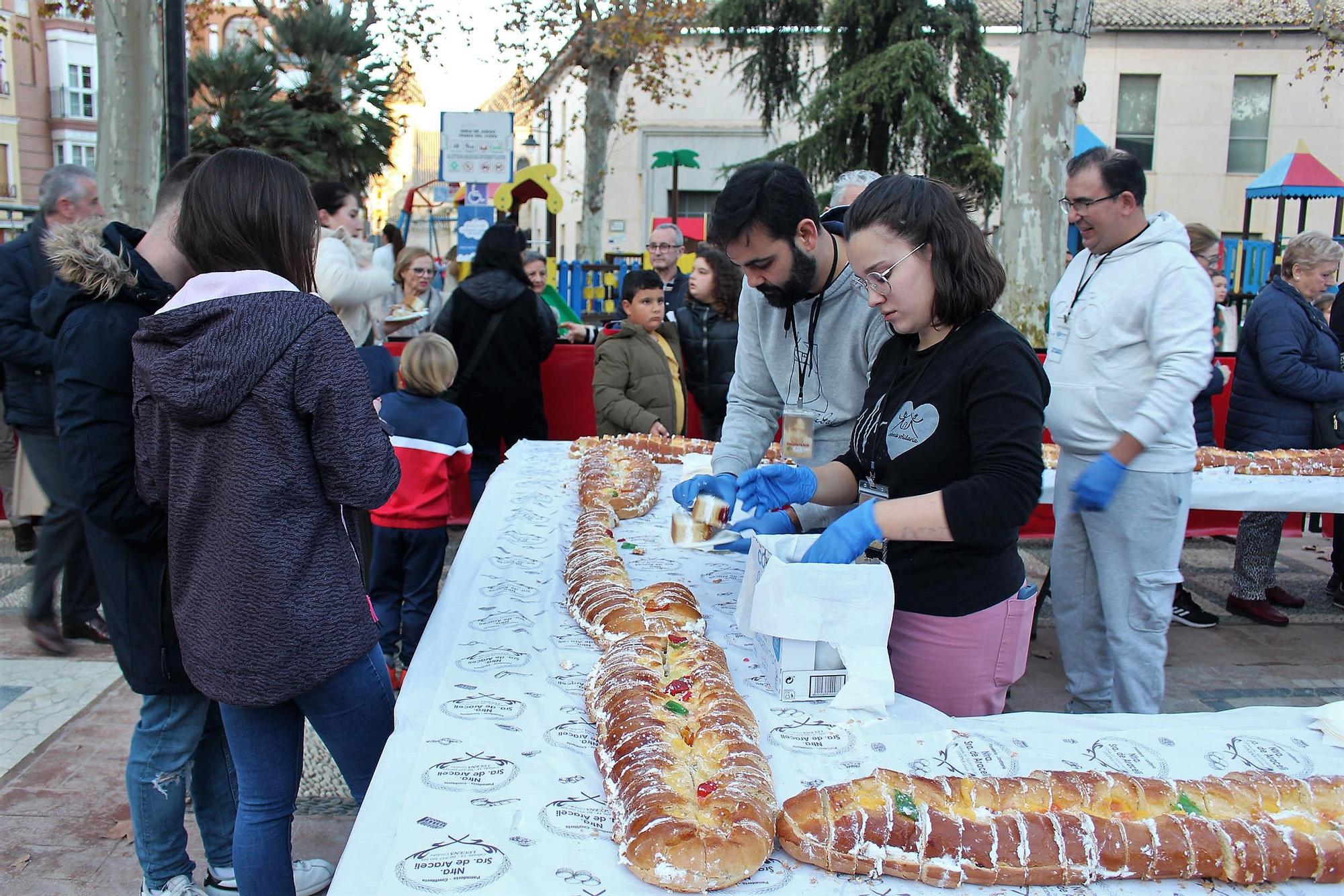 El roscón gigante y solidario vuelve a Lucena