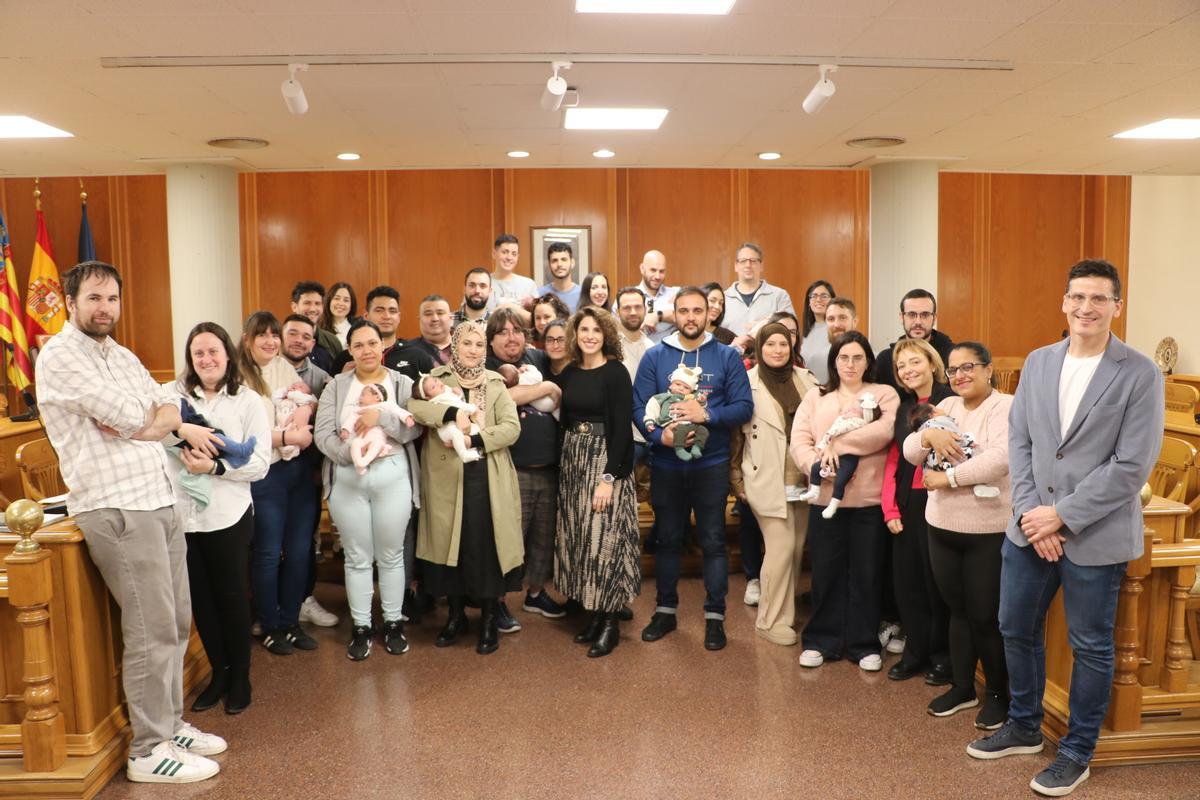 Reparto kits de bienvenida a bebés en Febrero.