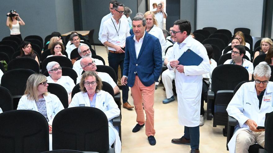 El Conseller Marciano Gómez anuncia la ampliación del Hospital de Elche con un nuevo edificio asistencial y once quirófanos