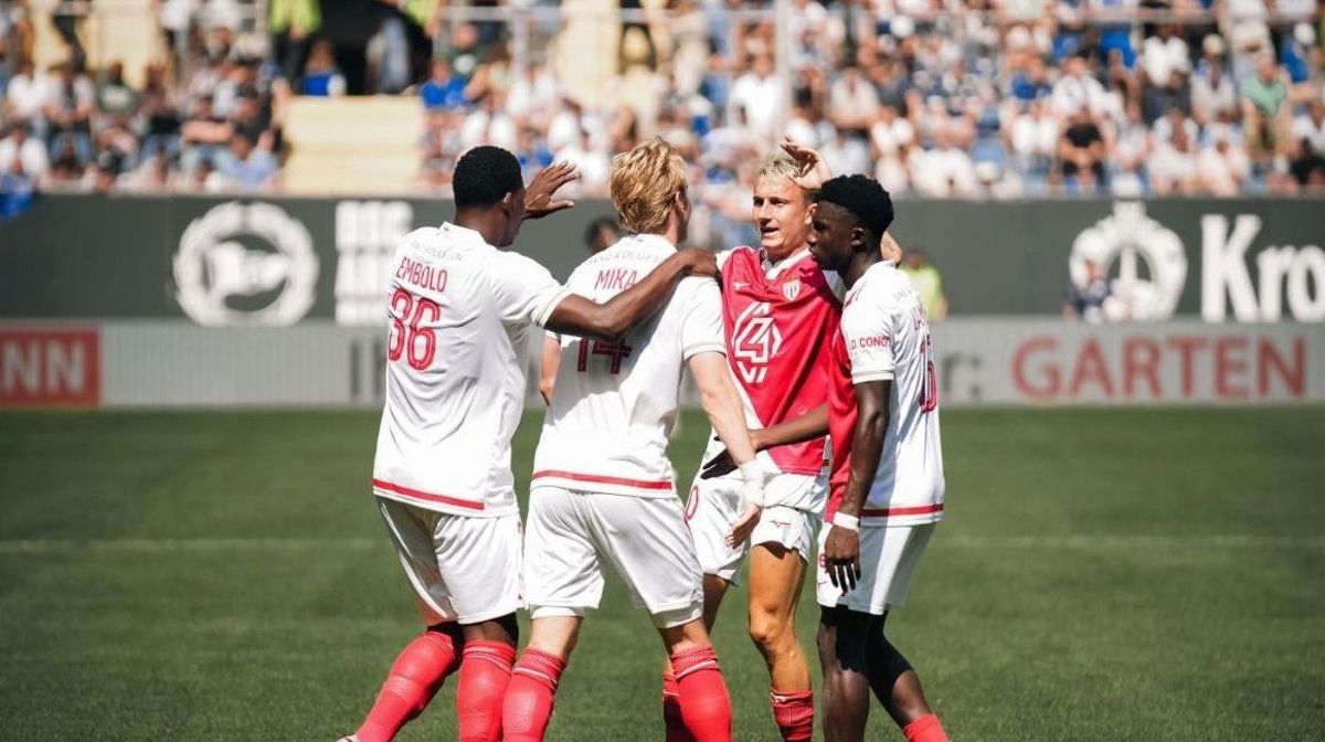 La camiseta del Monaco con la publicidad de la República Democrática del Congo en la manga