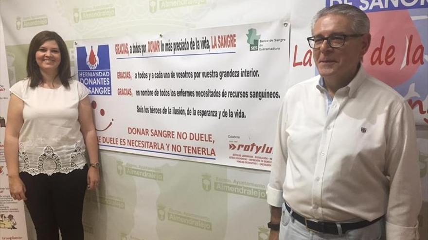 Donantes de sangre reciben uno de los premios Méritos Nacionales