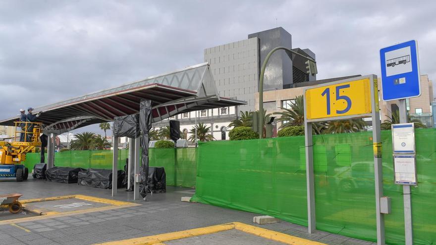 Obras en la estación de guaguas del Teatro Pérez Galdós