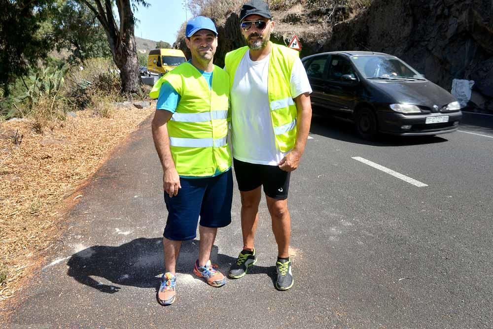 Peregrinos camino de Teror por las fiestas del Pin