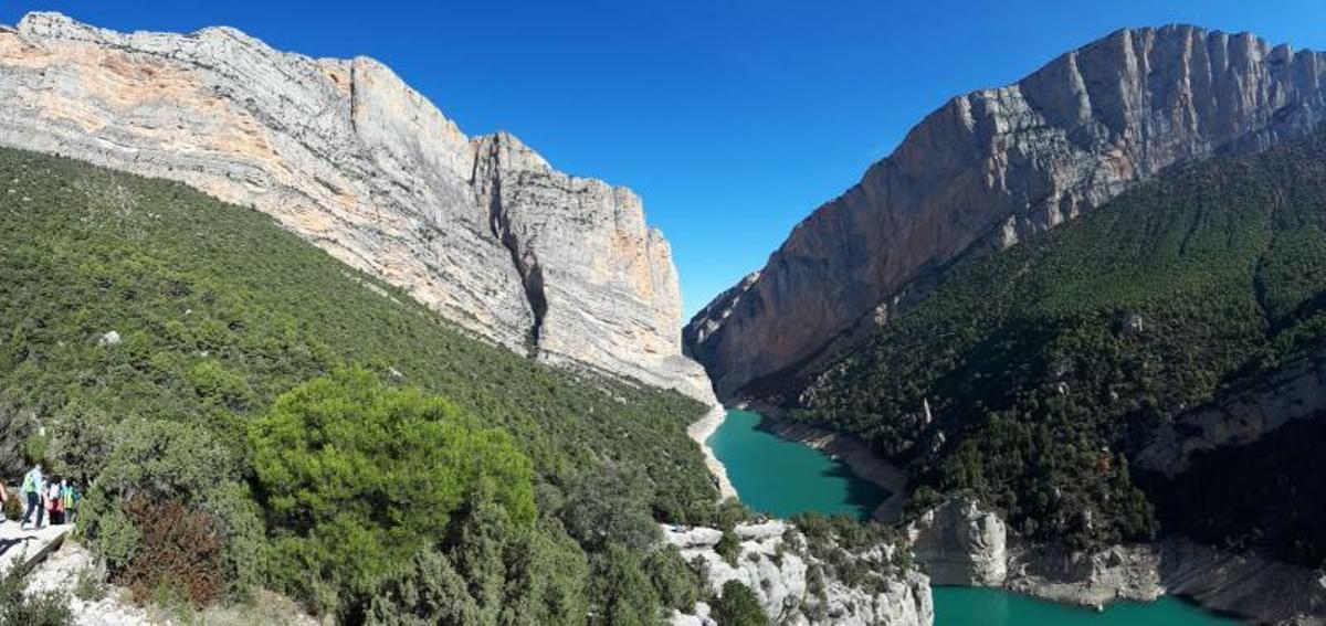 Así lucía el mismo embalse de Canelles hace un año. | CHE