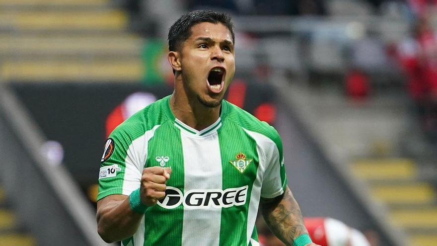 Braga - Real Betis I El gol del Cucho Hernández