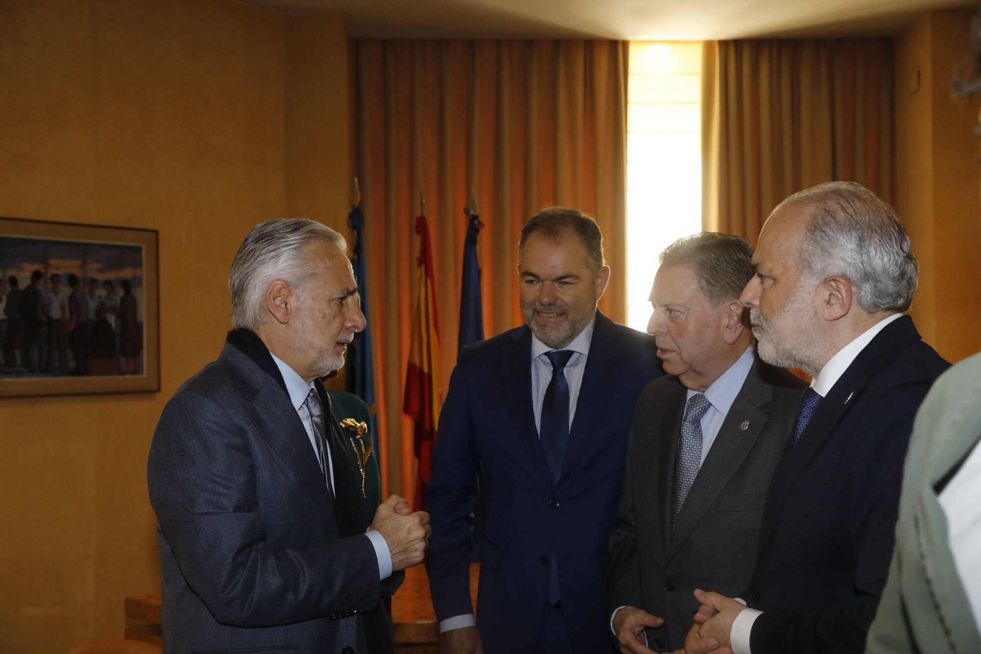 EN IMÁGENES: Así fue entrega de la Medalla de Oro de la Cámara de Comercio de Oviedo al Real Oviedo