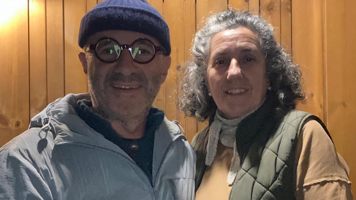 Manuel e Inma, en su casa.