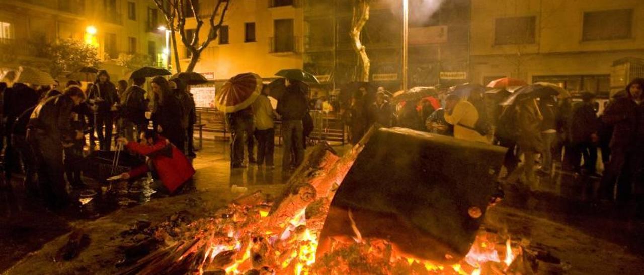 Imagen de una edición reciente de la fiesta &#039;poblera&#039; en Gràcia.