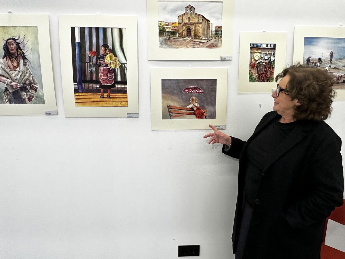 Otro rincón de la sala, con la muestra conjunta de artistas.