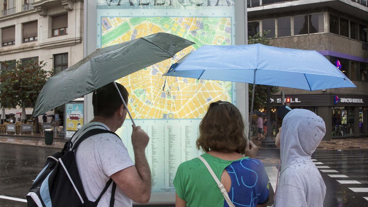 El tiempo en Valencia hoy miércoles 6 de julio vuelve a anunciar tormentas y granizo, según la previsión de la Aemet.