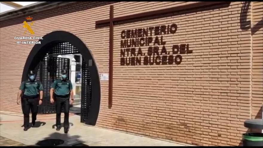 Operación contra el robo en sepulturas de Baena