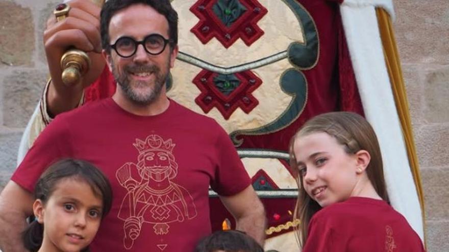 Festa Major de Solsona: ja és aquí la samarreta oficial, dedicada al Gegant Jove