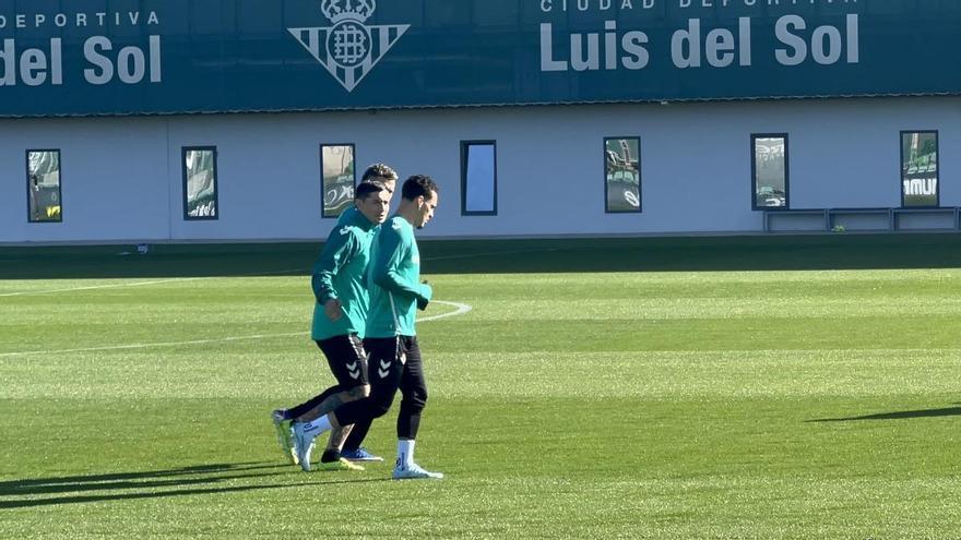Vídeo | Pellegrini cuenta con el ok de Antony a dos días del Betis-Rayo Vallecano