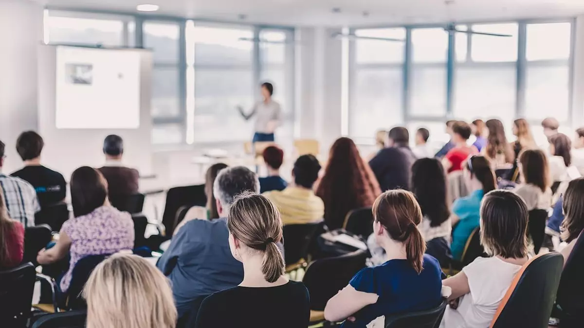 IA y formación continua: el 80% de los profesionales sabe que debe reinventarse