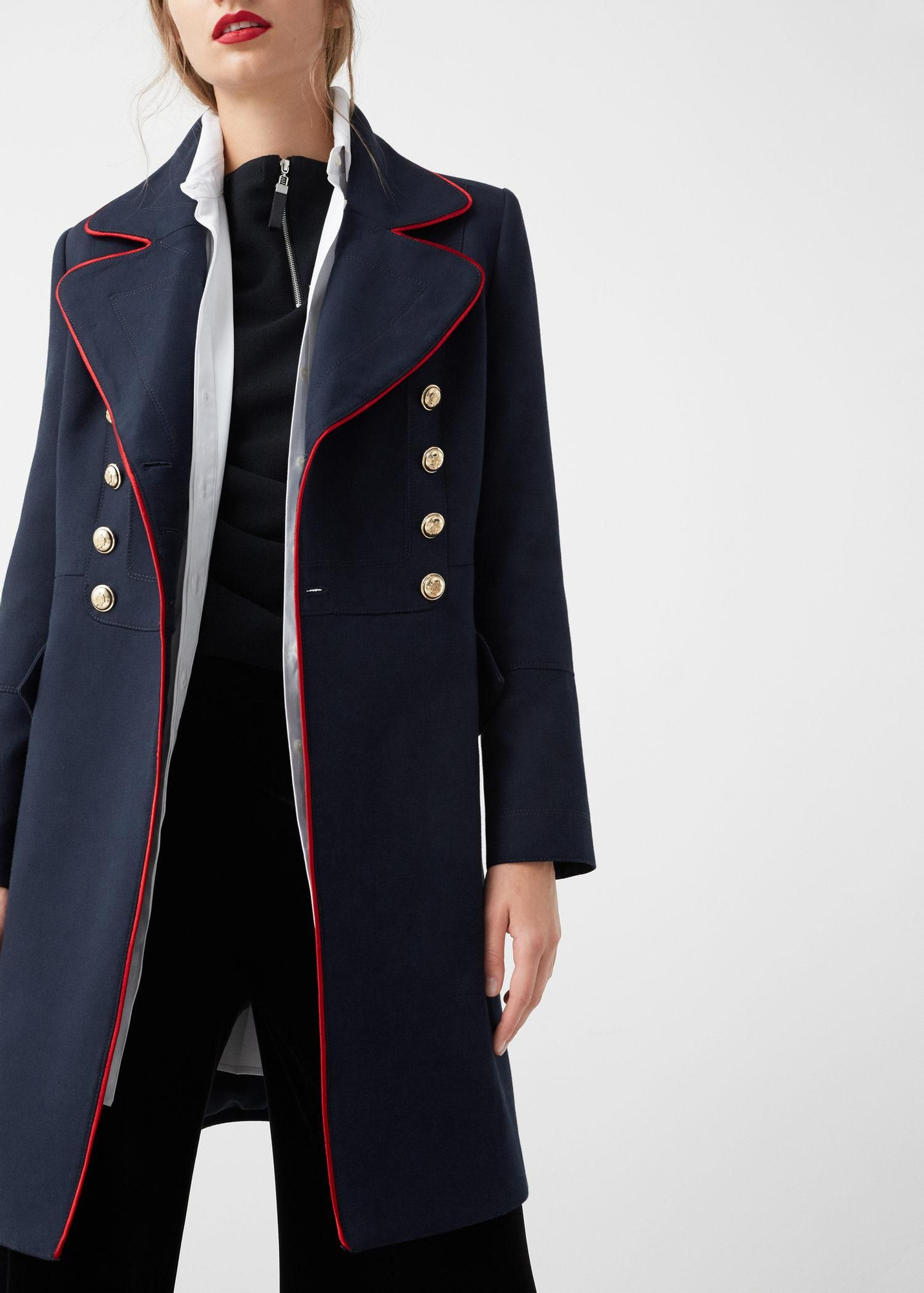 Abrigo estilo militar, Mango