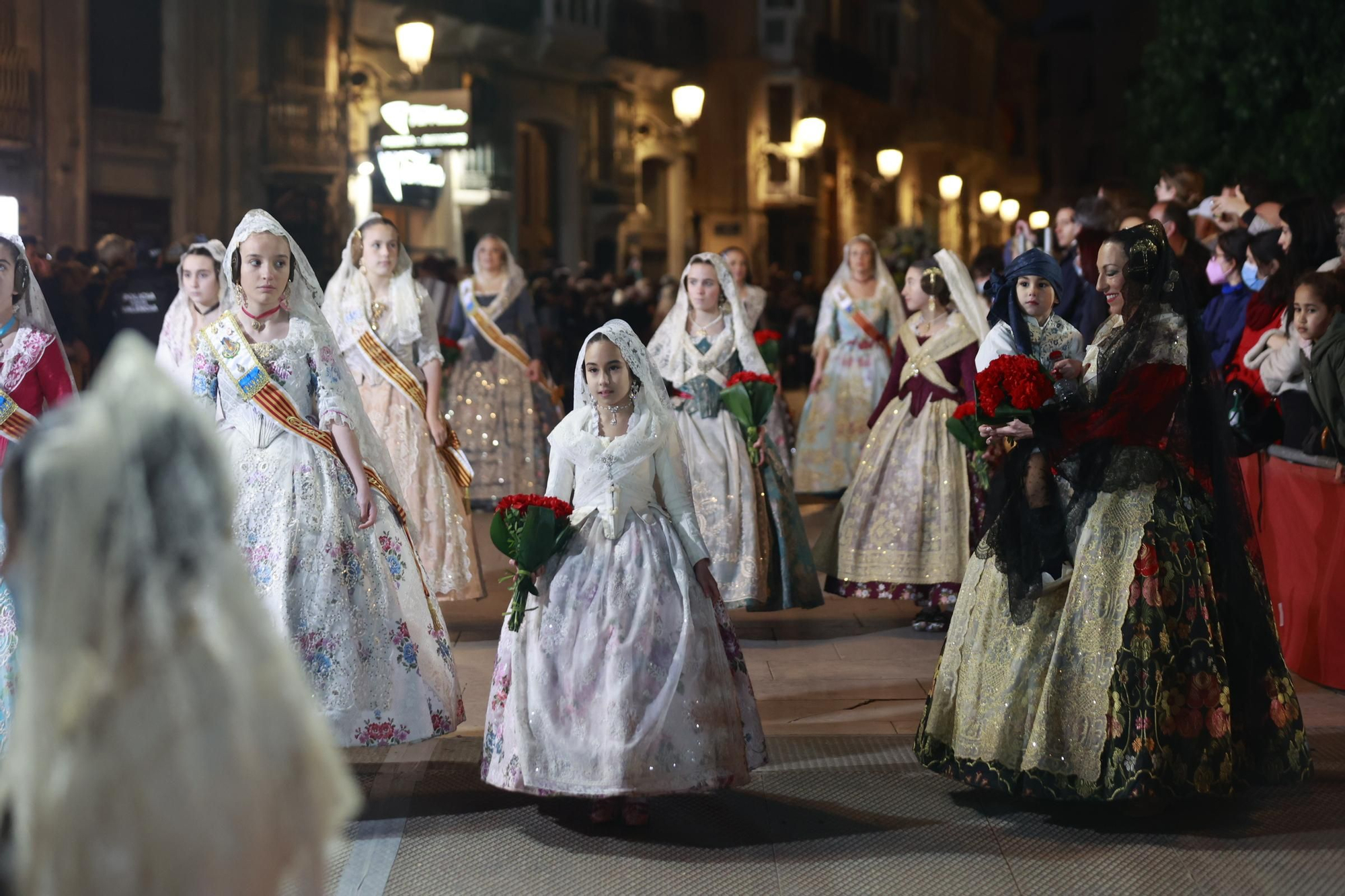 Búscate en el segundo día de ofrenda por la calle Quart (entre las 19:00 a las 20:00 horas)