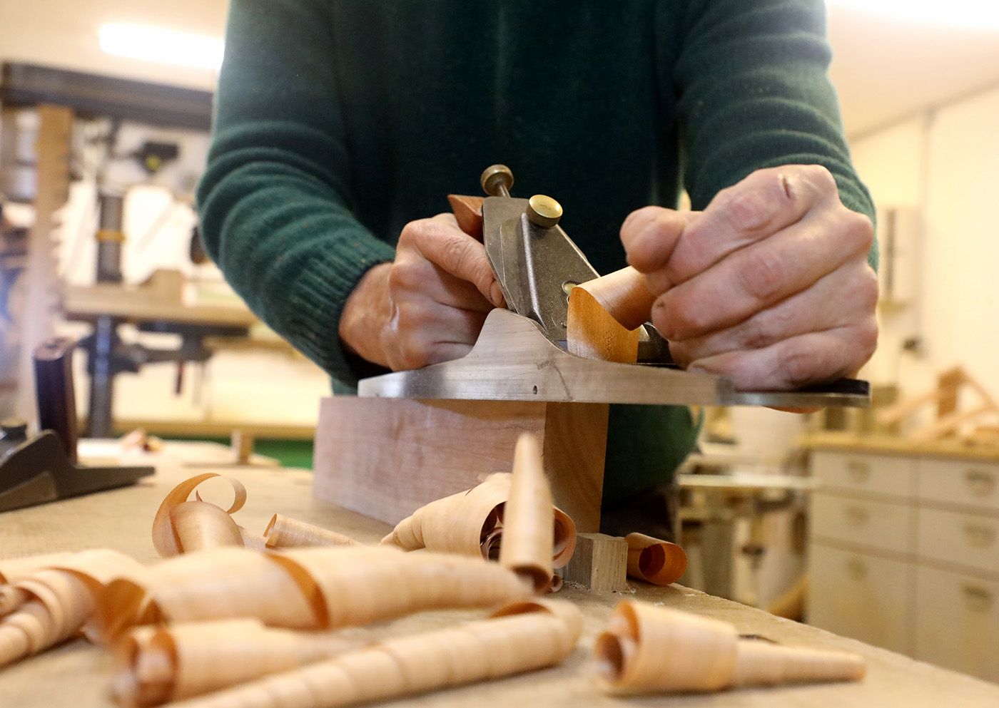 Frank Buschmann, el artista que dialoga con la madera