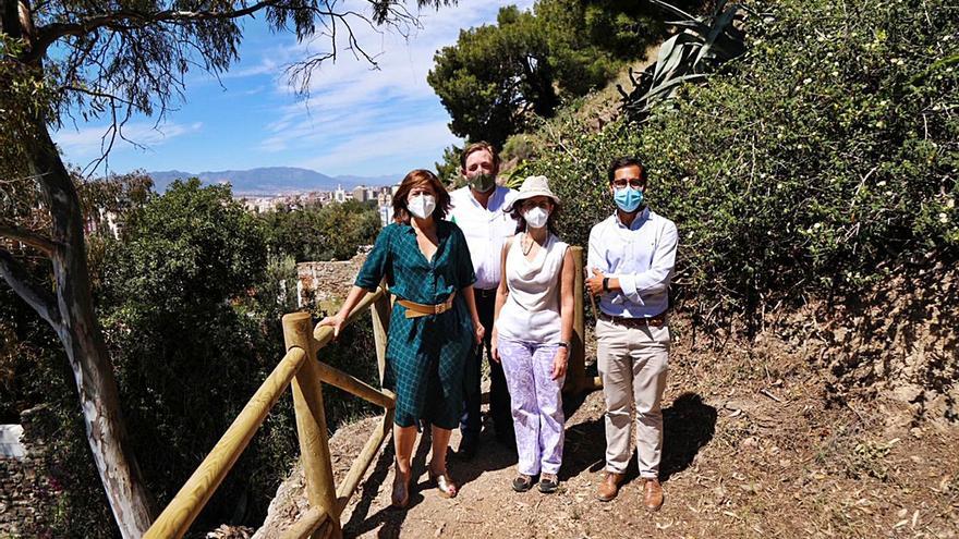 La edil de Sostenibilidad Medioambiental, Gemma del Corral, visitó ayer las actuaciones. | L.O.