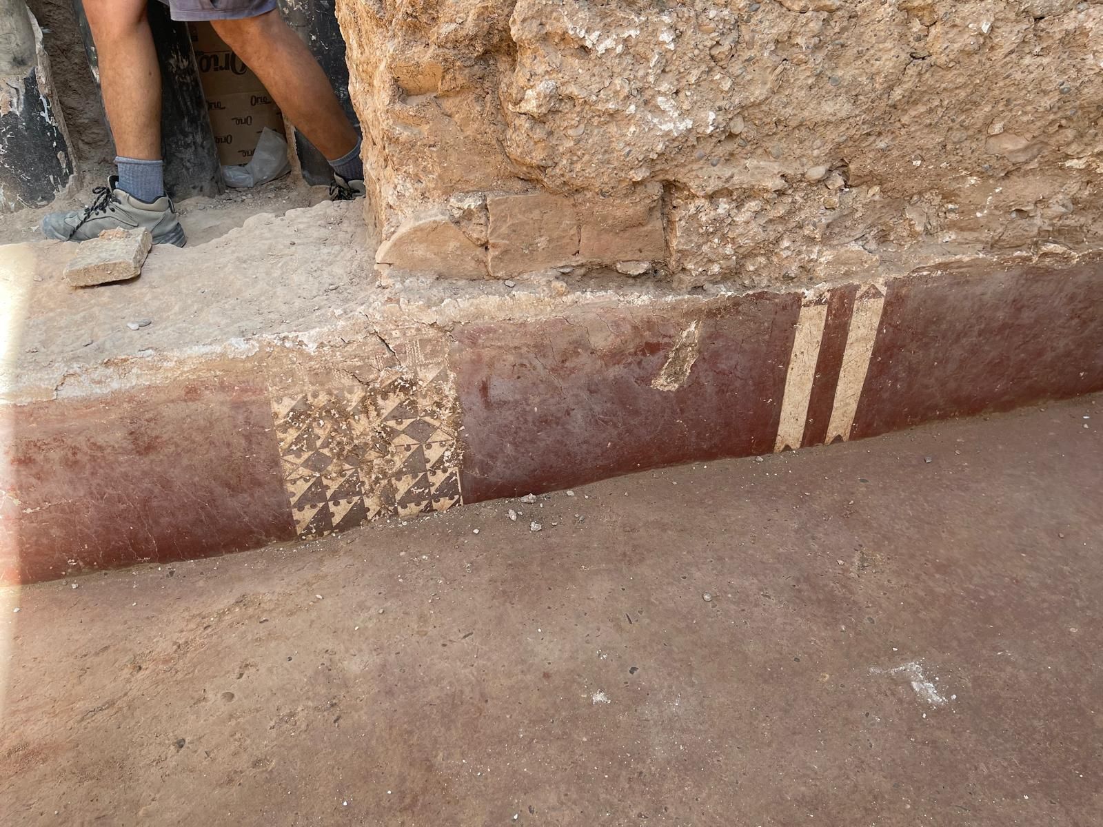 Así está la muralla islámica, en espera de que se retomen las obras de rehabilitación para hacerla visitable