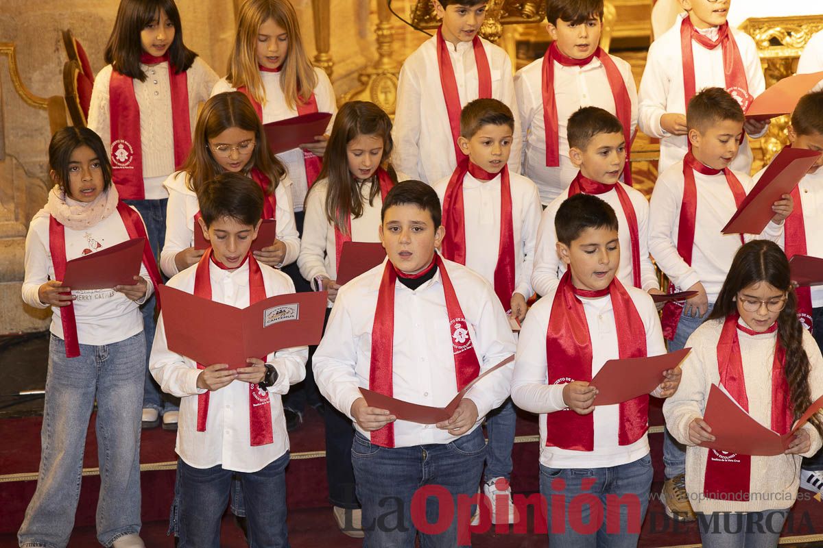 Así ha sido el concierto de Navidad protagonizado por los coros escolares de Caravaca en la Basílica de la Vera Cruz