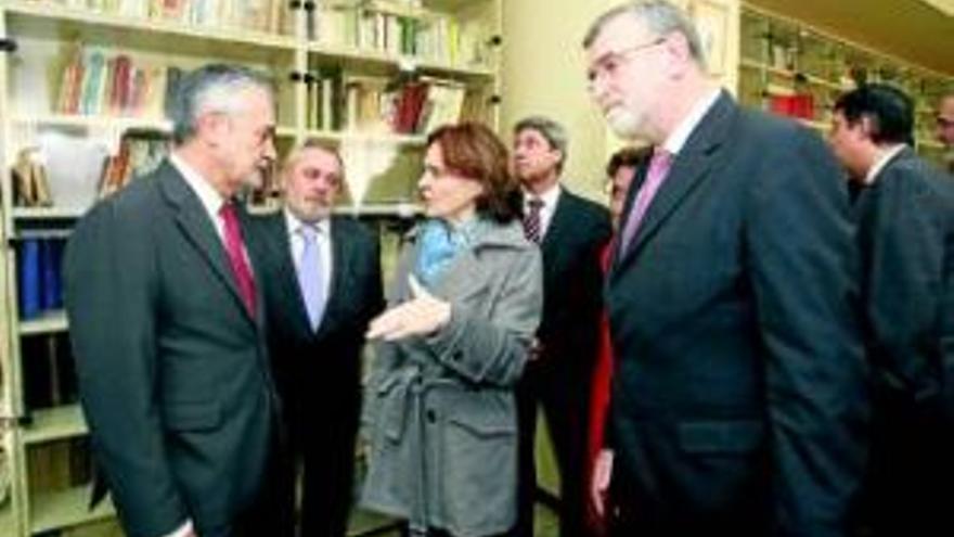 La biblioteca de Castilla del Pino podrá ser consultada en internet