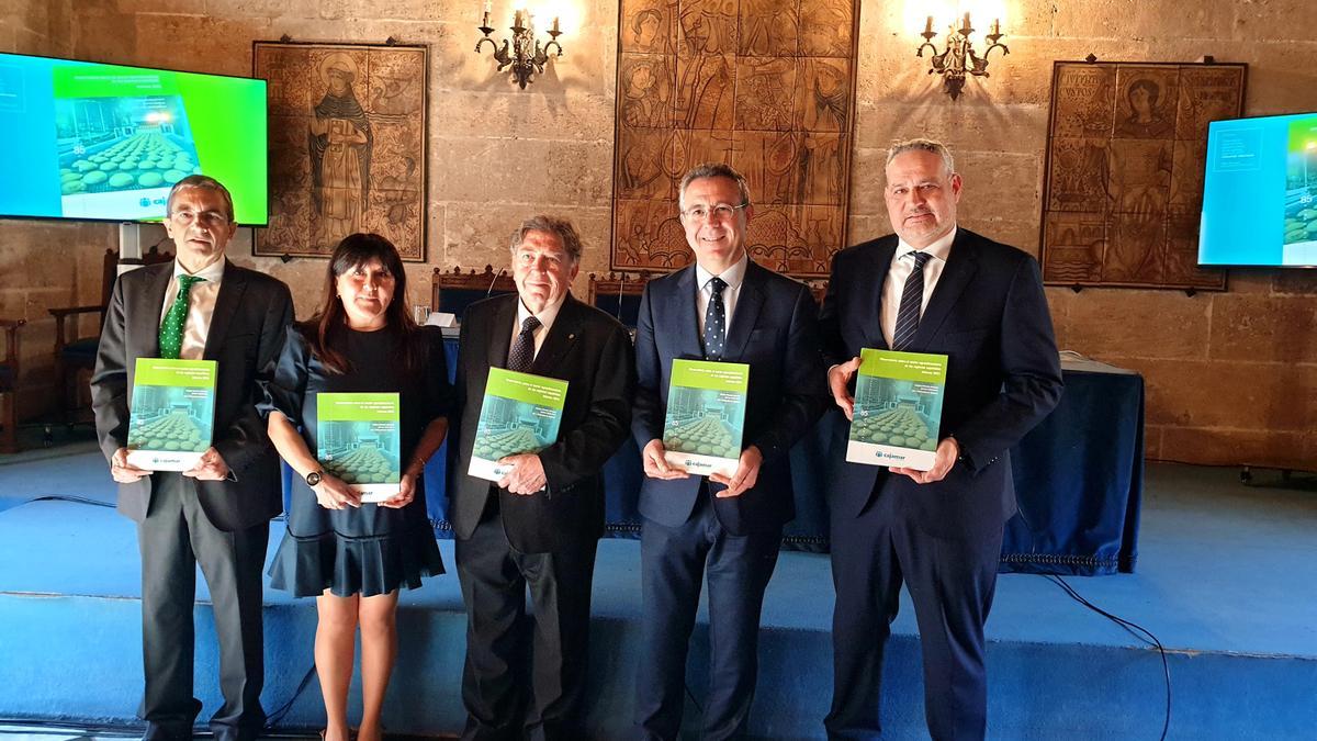 Prestación del Observatorio agroalimentario en la Lonja de València.
